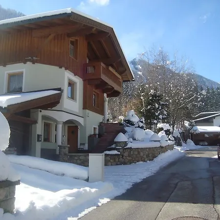 Ferienwohnung Gertraud Und Peter Geisler Finkenberg Exterior photo